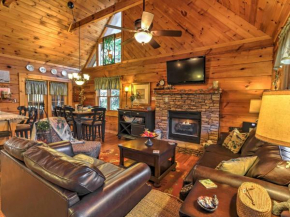 Cozy Nest - Gatlinburg Cabin with Porch and Jacuzzi!